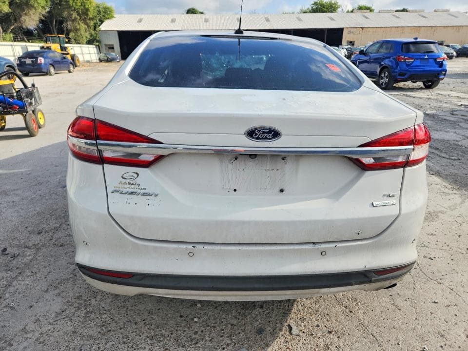 2017 FORD FUSION SE 6