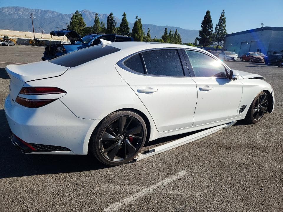 2023 GENESIS G70 3.3T STANDARD 4