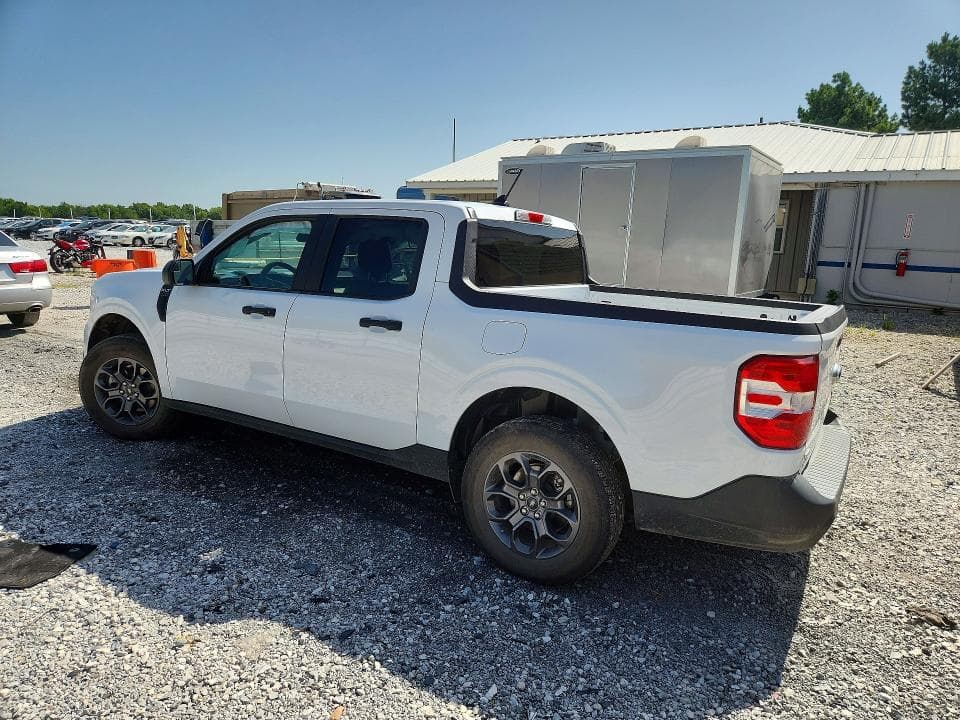 2024 FORD MAVERICK XLT 2