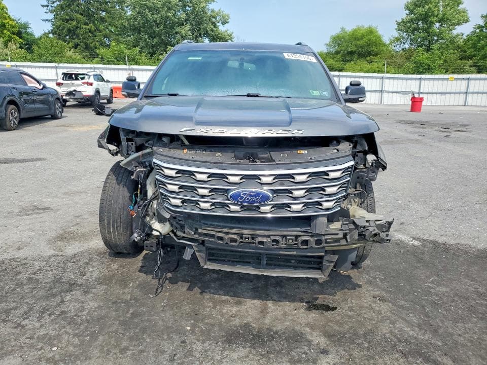2017 FORD EXPLORER XLT 5