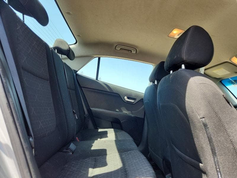 2021 KIA RIO S 10