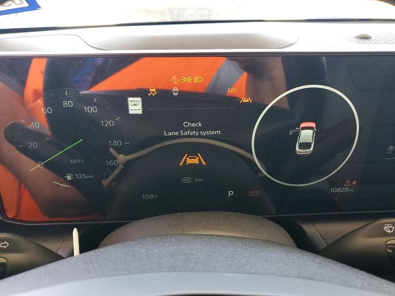 2025 KIA K4 EX 9