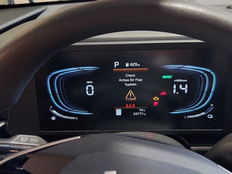 2025 KIA NIRO LX 9
