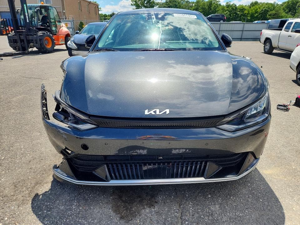 2023 KIA EV6 WIND 5