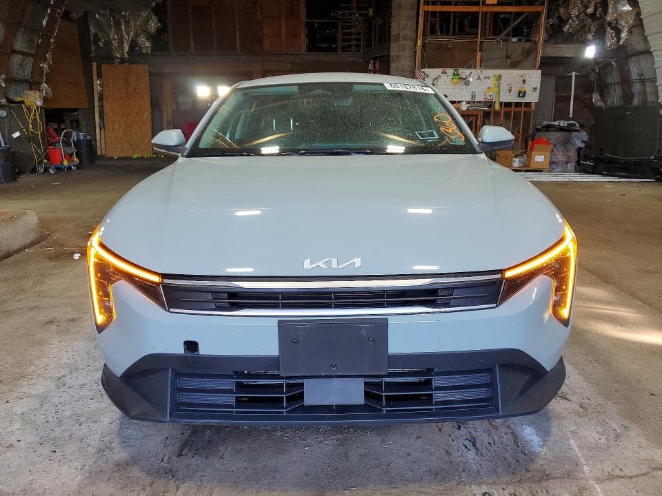 2025 KIA K4 LXS 5