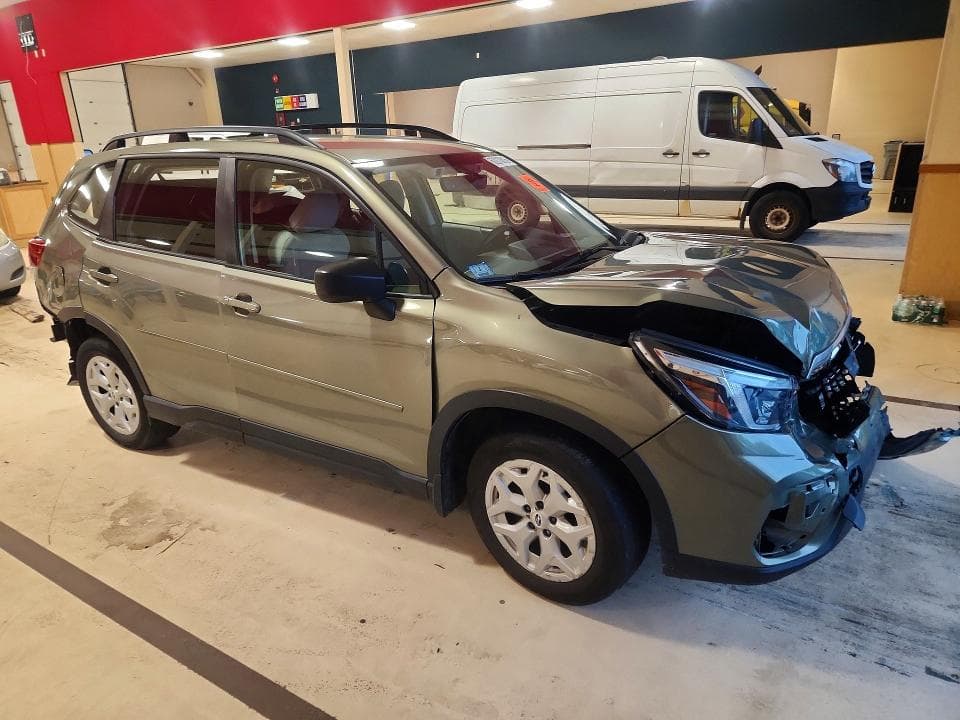 2021 SUBARU FORESTER 4