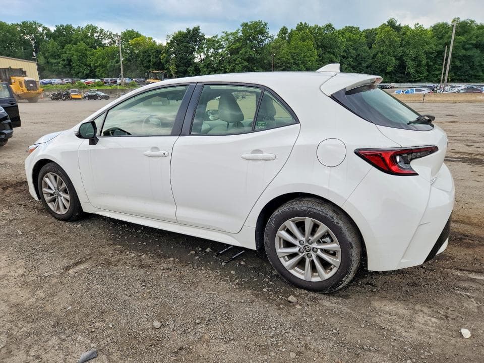 2024 TOYOTA COROLLA HATCHBACK SE 2