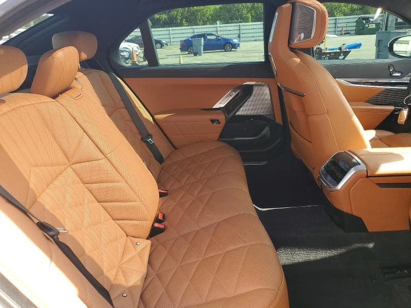 2023 BMW 740 I 10