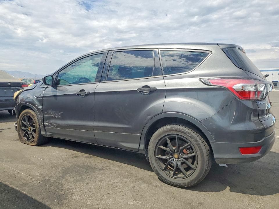 2017 FORD ESCAPE S 2