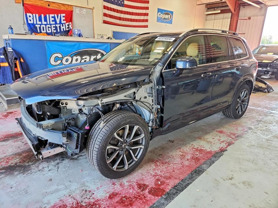2018 VOLVO XC90 T6