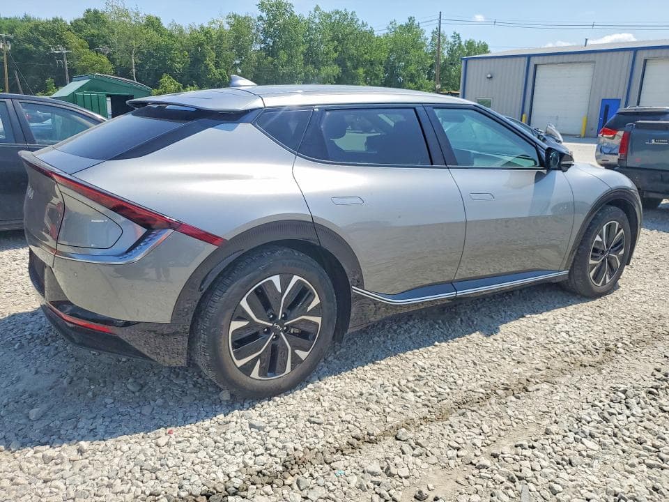 2024 KIA EV6 WIND 3