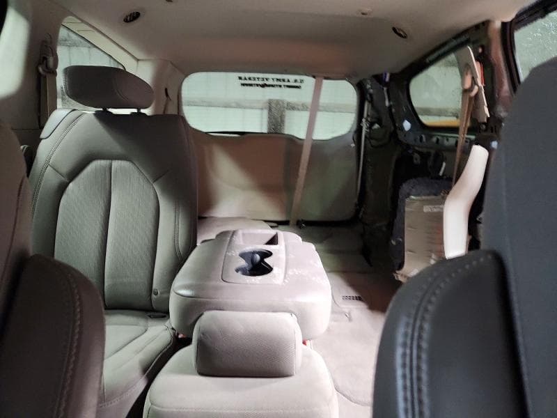 2019 CHRYSLER PACIFICA TOURING PLUS 10