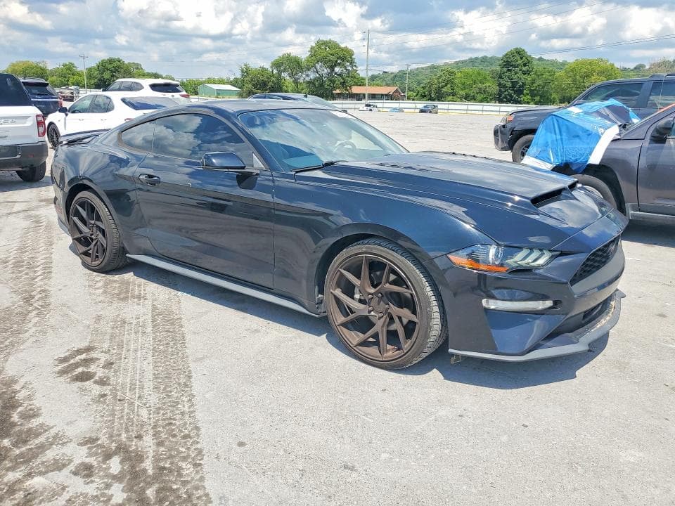 2018 FORD MUSTANG 4