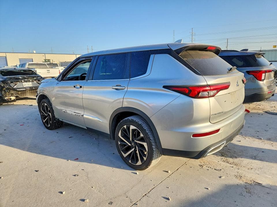 2022 MITSUBISHI OUTLANDER ES 2