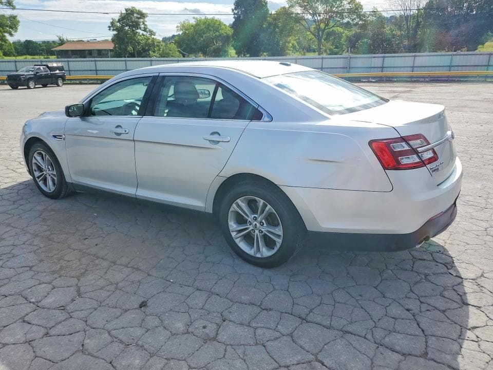 2017 FORD TAURUS SE 2