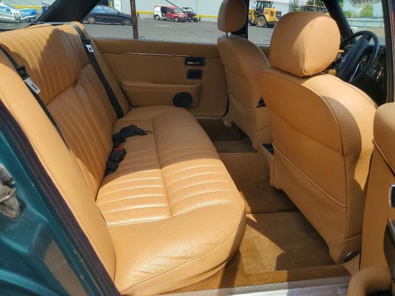 1984 JAGUAR XJ6 10