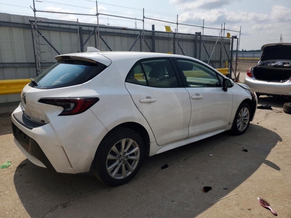 2024 TOYOTA COROLLA HATCHBACK SE 3