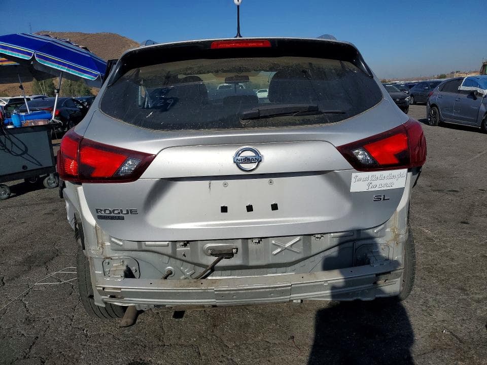 2017 NISSAN ROGUE SPORT SL 6
