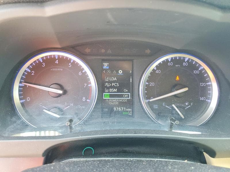 2018 TOYOTA HIGHLANDER XLE 9