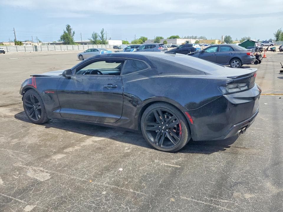2018 CHEVROLET CAMARO LT 2