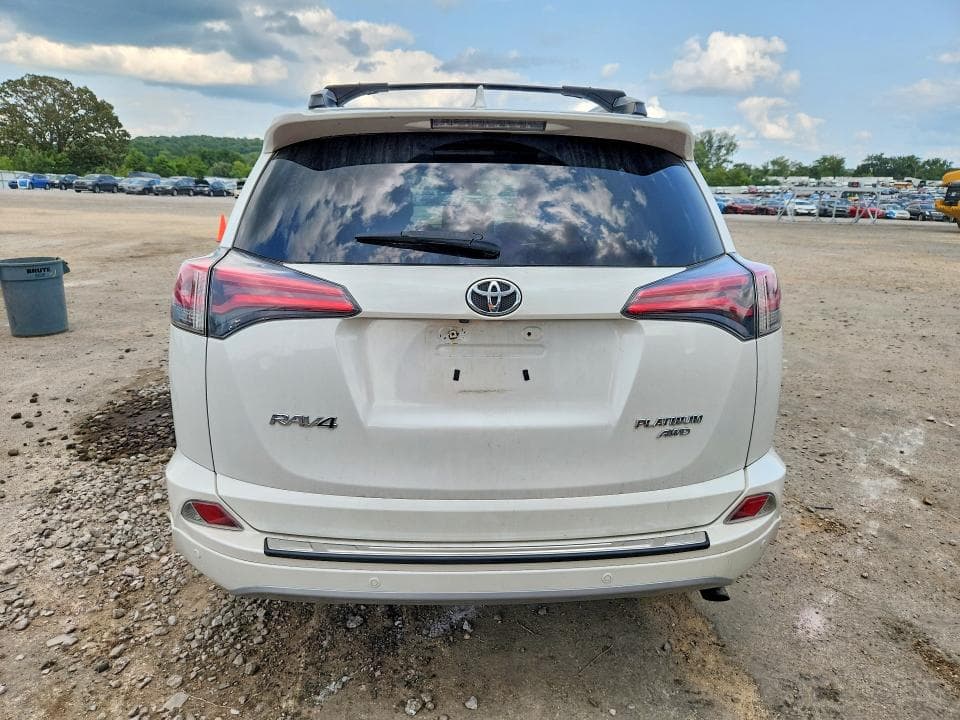 2017 TOYOTA RAV4 PLATINUM 6