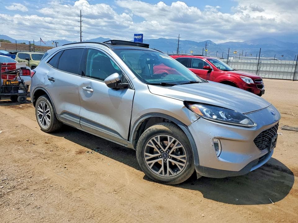 2021 FORD ESCAPE SEL 4