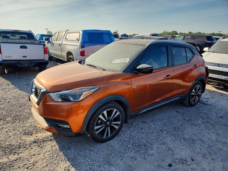 2018 NISSAN KICKS SR