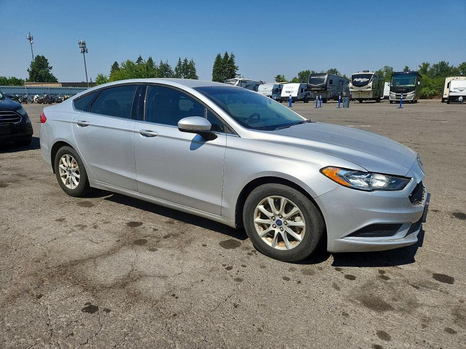 2017 FORD FUSION S 4