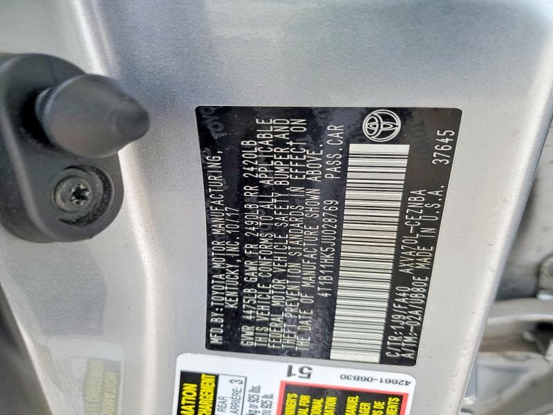 2018 TOYOTA CAMRY LE 12