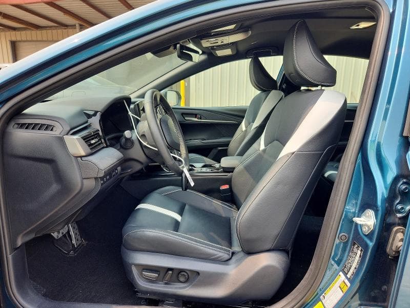 2025 TOYOTA CAMRY SE 7