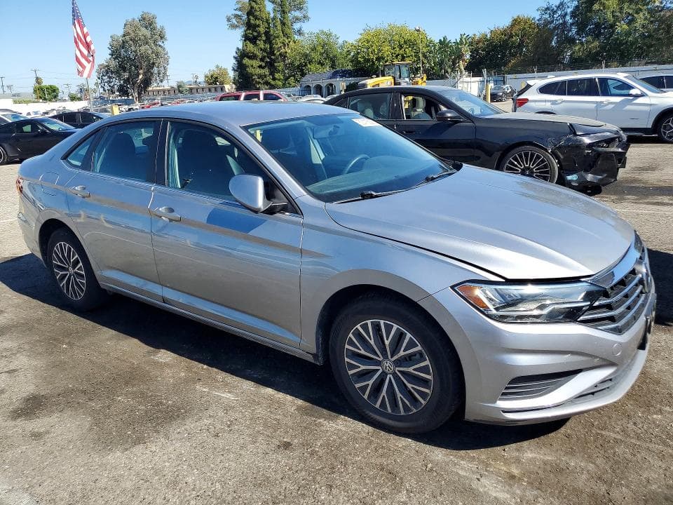 2021 VOLKSWAGEN JETTA 4