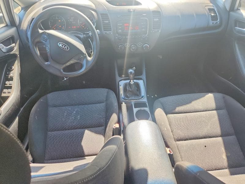 2017 KIA FORTE LX 8