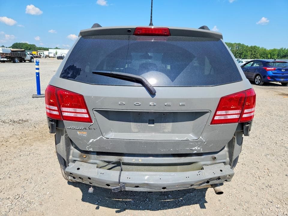 2020 DODGE JOURNEY SE 6