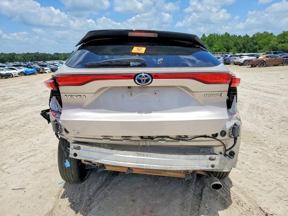 2021 TOYOTA VENZA LE 6