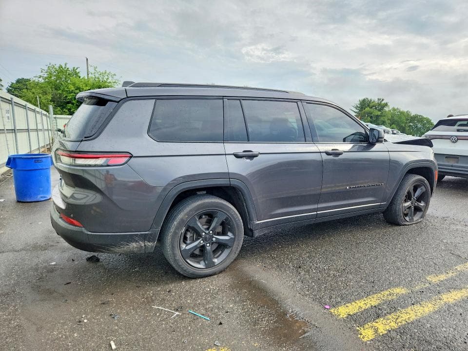 2022 JEEP GRAND CHEROKEE L LAREDO 3