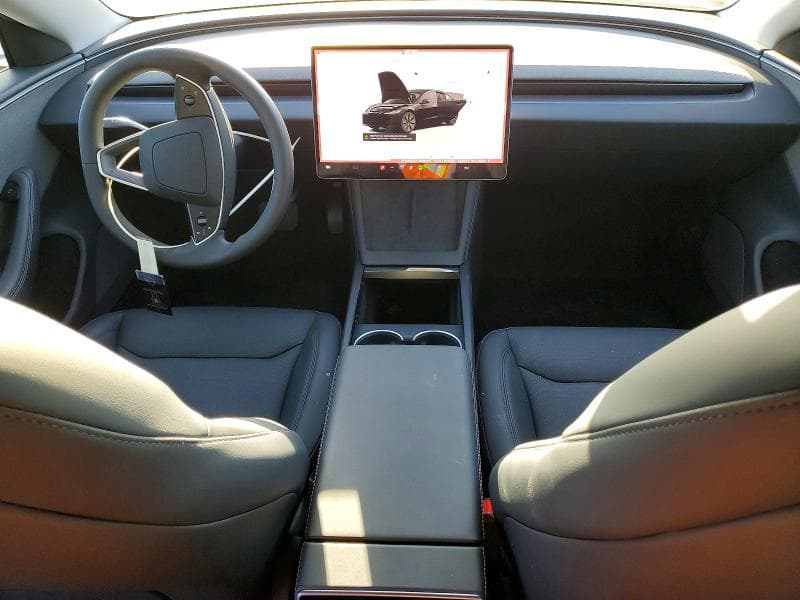 2026 TESLA MODEL 3 8