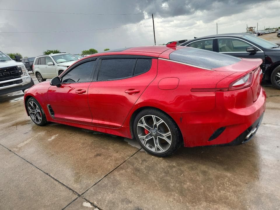 2018 KIA STINGER GT2 2