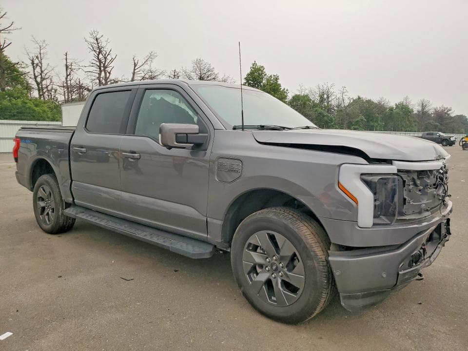 2023 FORD F150 LIGHTNING PRO 4