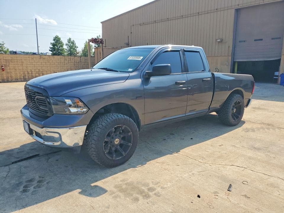 2017 RAM 1500 SLT