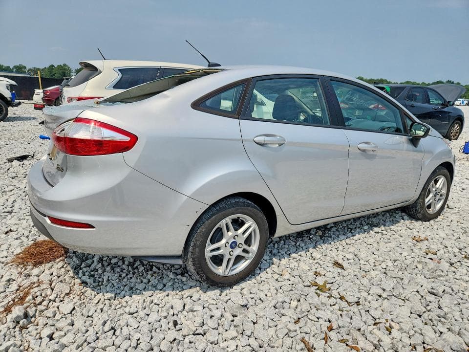 2017 FORD FIESTA SE 3