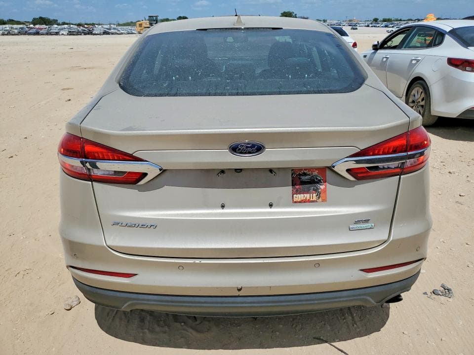 2019 FORD FUSION SE 6