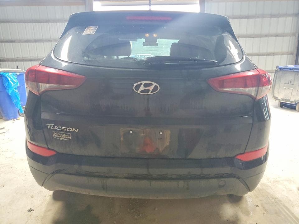 2017 HYUNDAI TUCSON SE 6