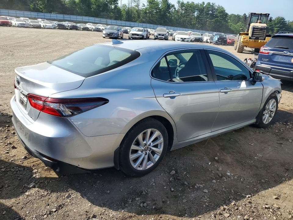 2023 TOYOTA CAMRY LE 3