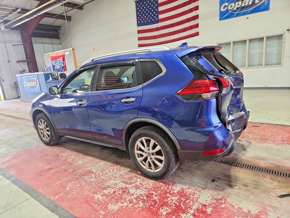 2017 NISSAN ROGUE SV 2