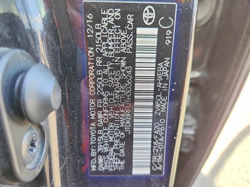 2017 TOYOTA PRIUS TWO 14