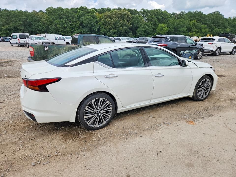 2024 NISSAN ALTIMA SL 3