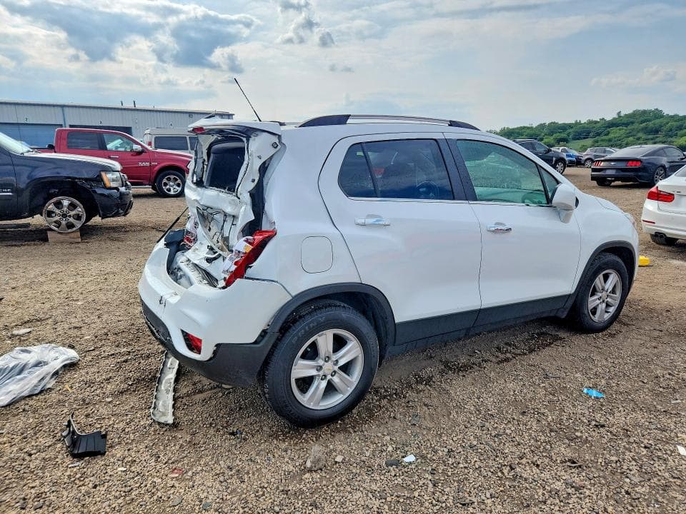 2019 CHEVROLET TRAX 1LT 3