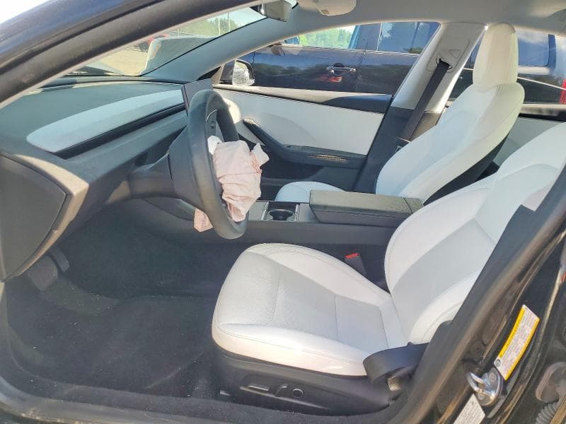 2025 TESLA MODEL 3 7