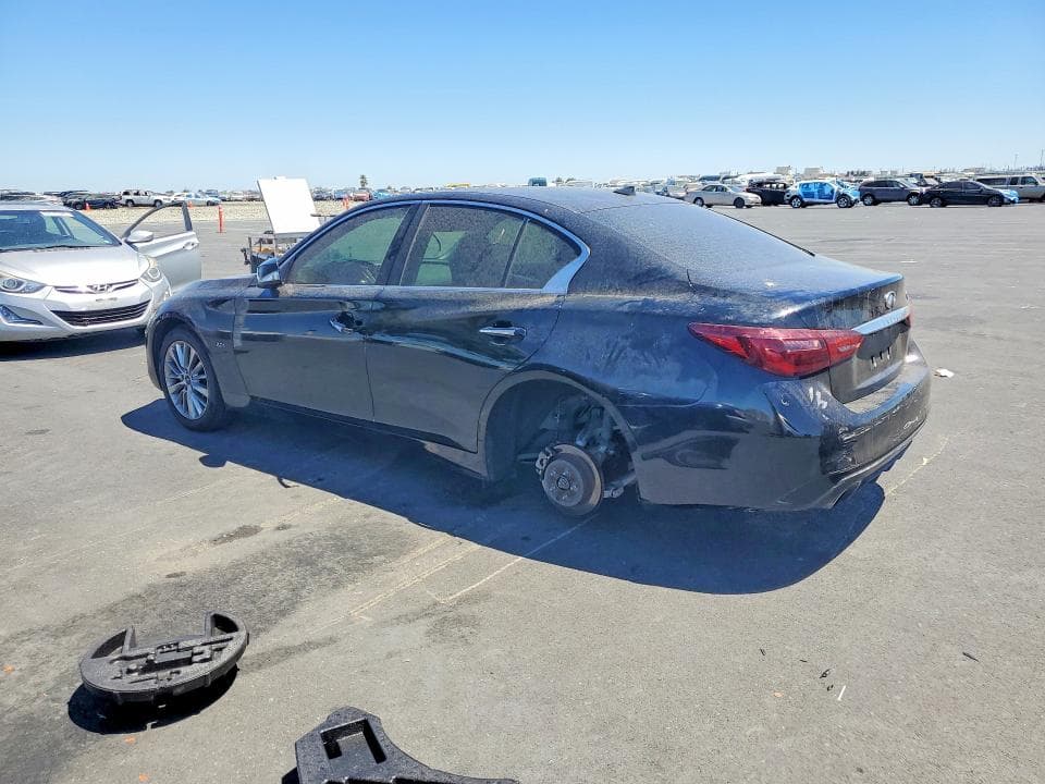 2018 INFINITI Q50 2.0T LUXE 2