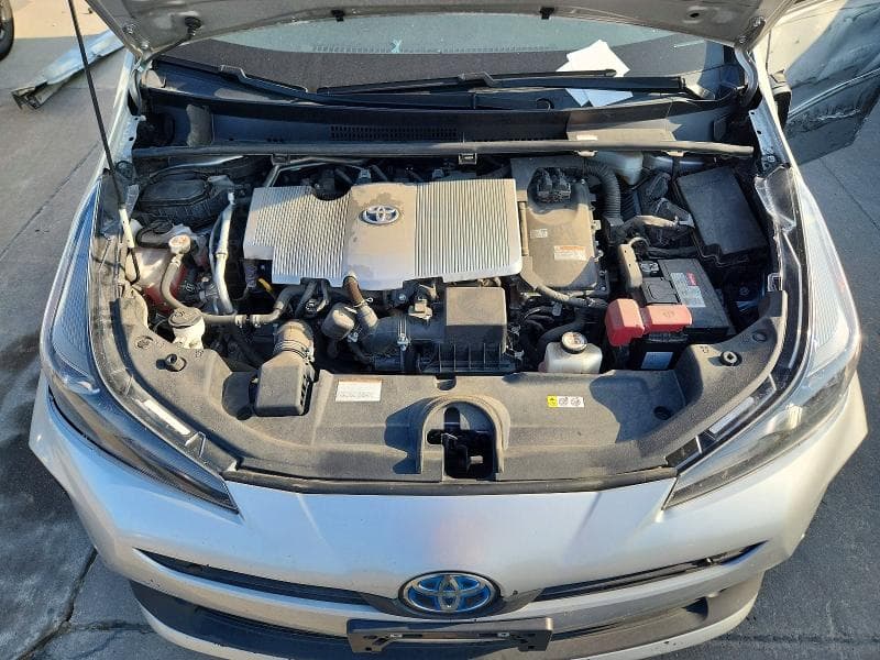 2022 TOYOTA PRIUS NIGHTSHADE 11